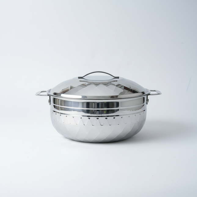 Mahaa Crysto Stainless Steel Food Server with mirror finish and diamond-cut pattern