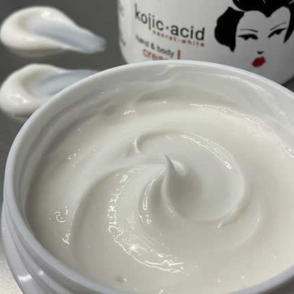 Secret White Cream Texture